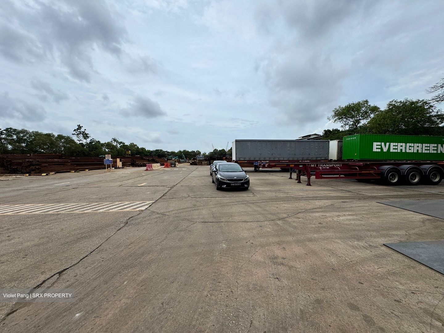 Shipyard Crescent (D22), Factory #592108521